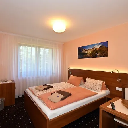 Gabriela, Tatranska Strba, Pri Zubacke בית הארחה