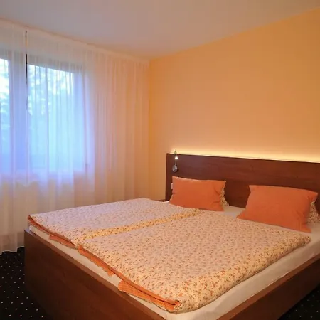 Gabriela, Tatranska Strba, Pri Zubacke Tatrzańska Szczyrba